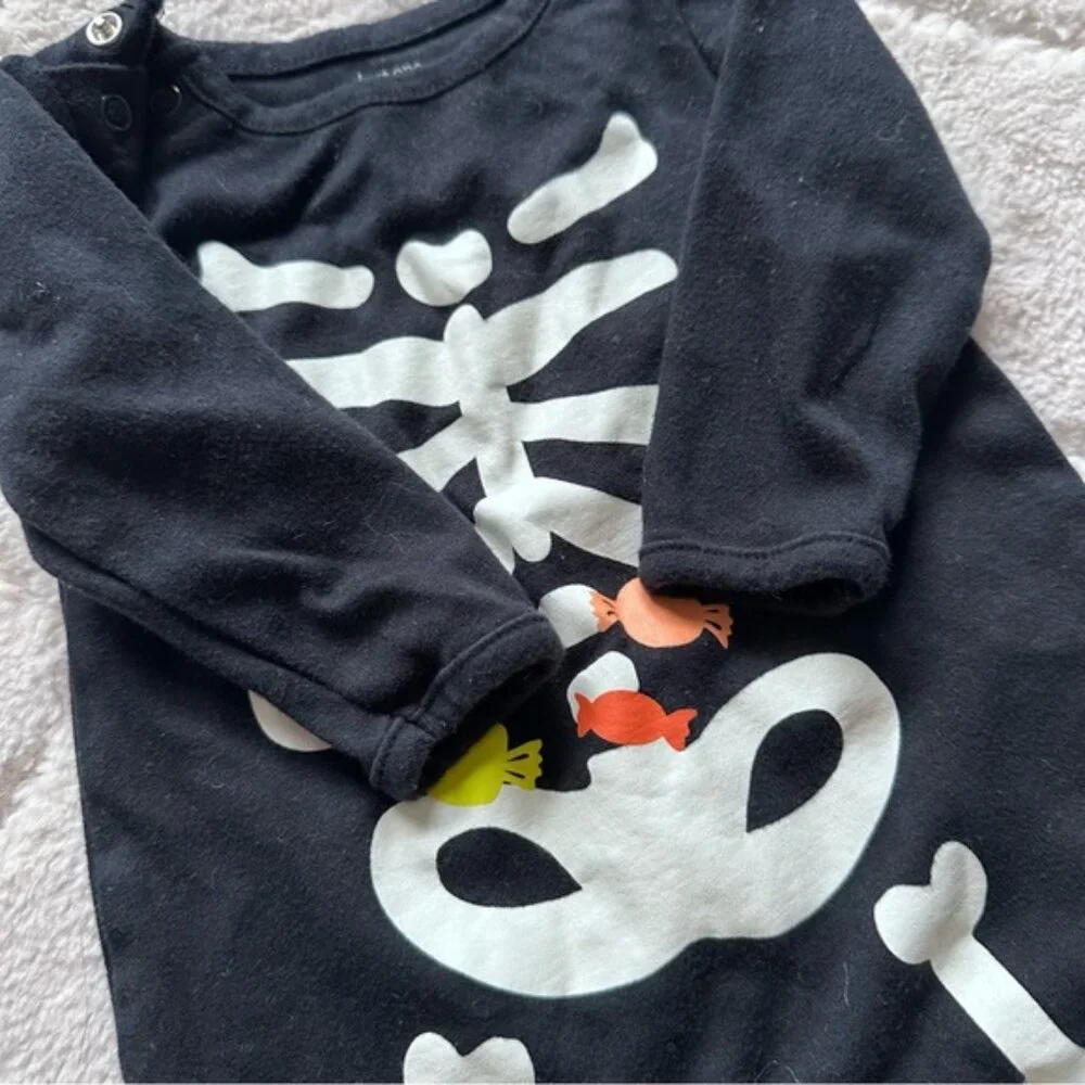 Carter's Just One You | Black Skeleton Halloween Sleep N' Play | Size 3 Months